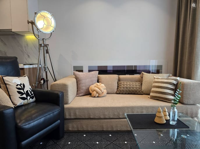 Simplex · Floor 26 · 70 sqm