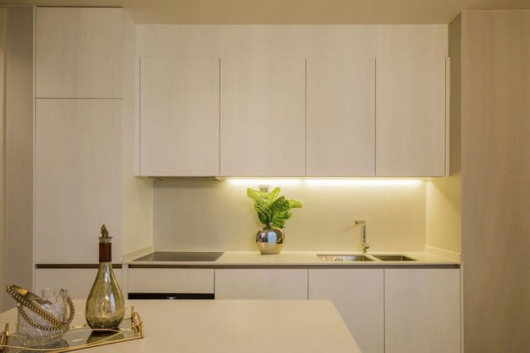 Simplex · Floor 11 · 95 sqm — 9