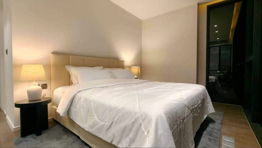 Simplex · Floor 27 · 70 sqm — 10
