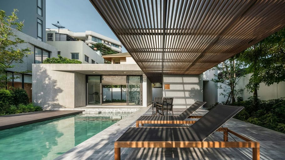 Penthouse · Floor 6 · 375 sqm — 18