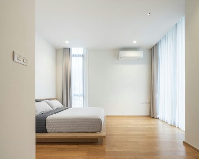 Penthouse · Floor 6 · 375 sqm — 11