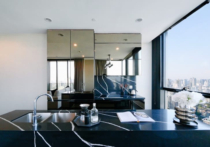 Simplex · Floor 37 · 124 sqm — 10