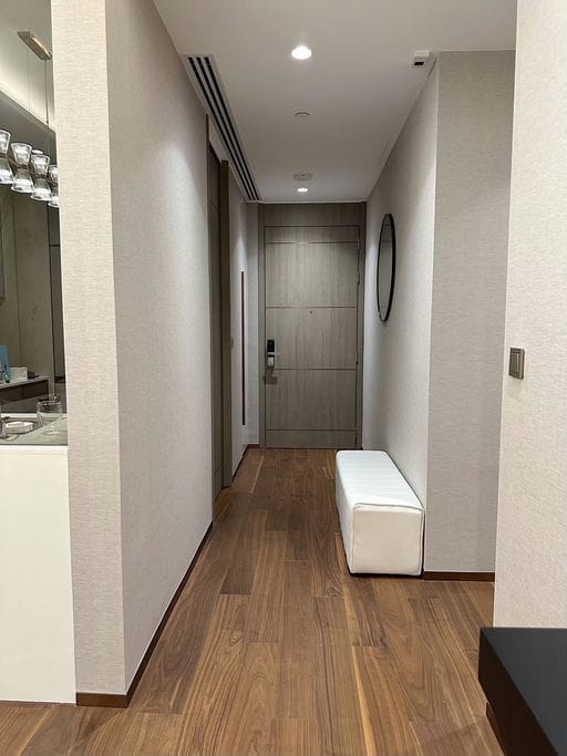 Simplex · Floor 16 · 93 sqm — 5