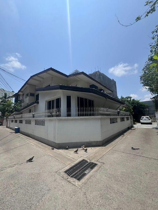 7 Bed · 650 sqm — 6
