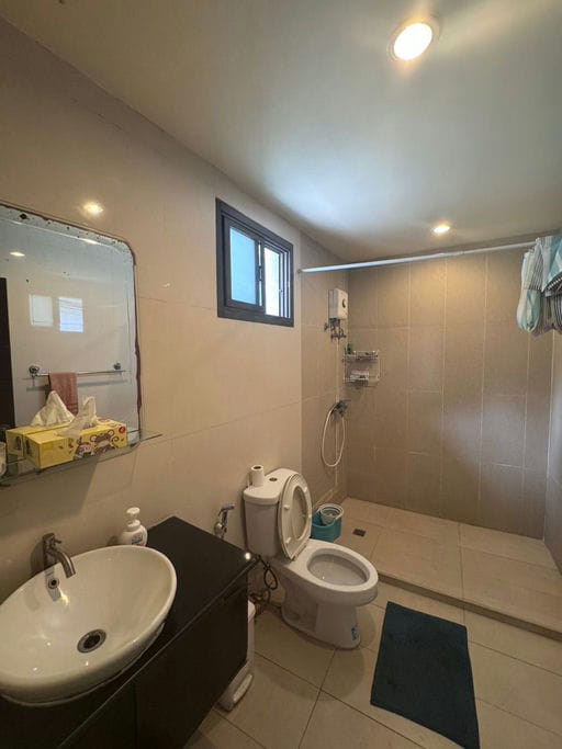 7 Bed · 650 sqm — 5