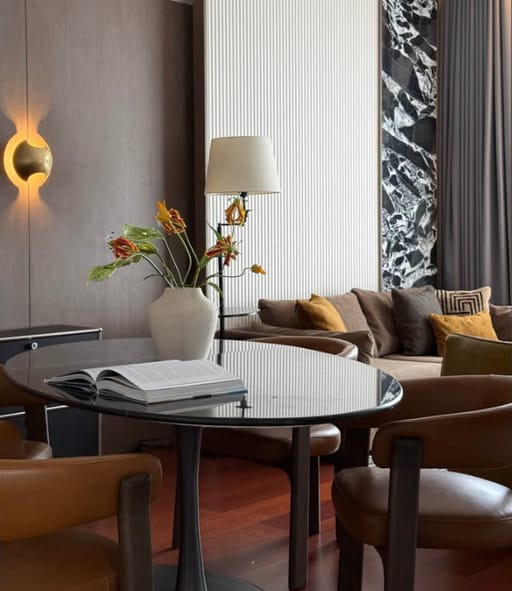 Simplex · Floor 11 · 84 sqm — 11