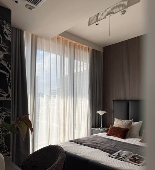 Simplex · Floor 11 · 84 sqm — 19