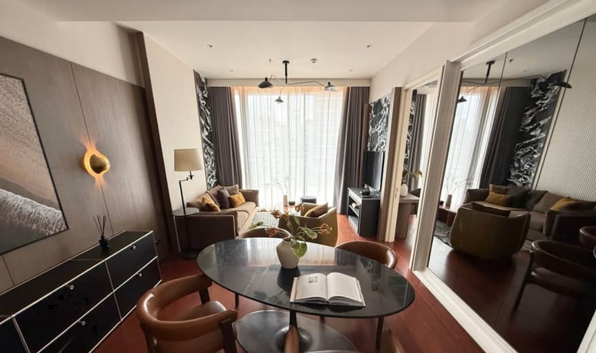 Simplex · Floor 11 · 84 sqm — 8