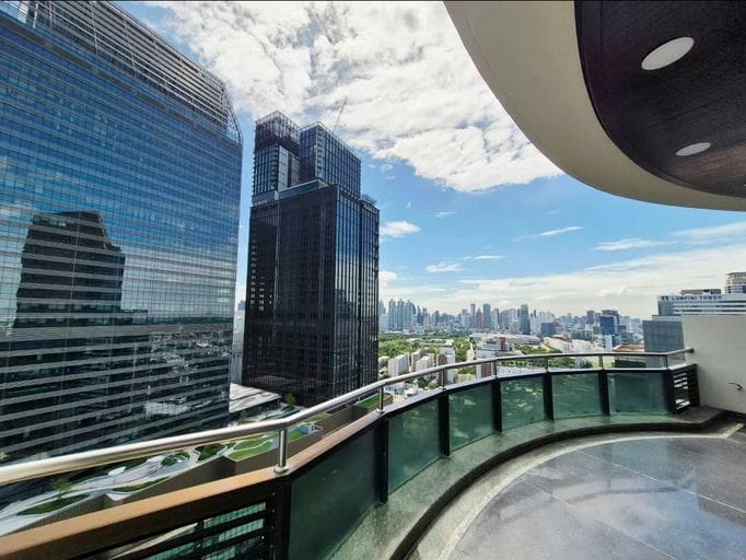 Penthouse · Floor 35 · 276 sqm — 11