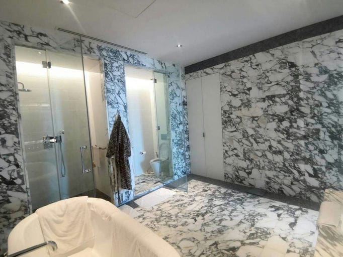 Simplex · Floor 33 · 146 sqm — 12