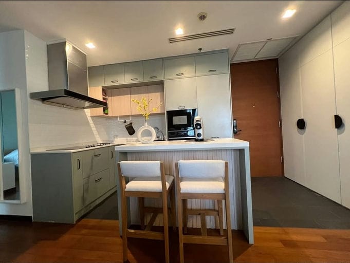 Simplex · Floor 14 · 70 sqm — 5