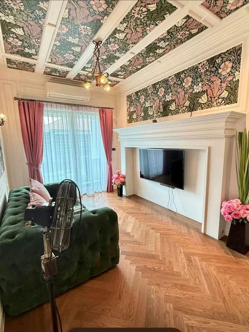 4 Bed · 280 sqm — 13