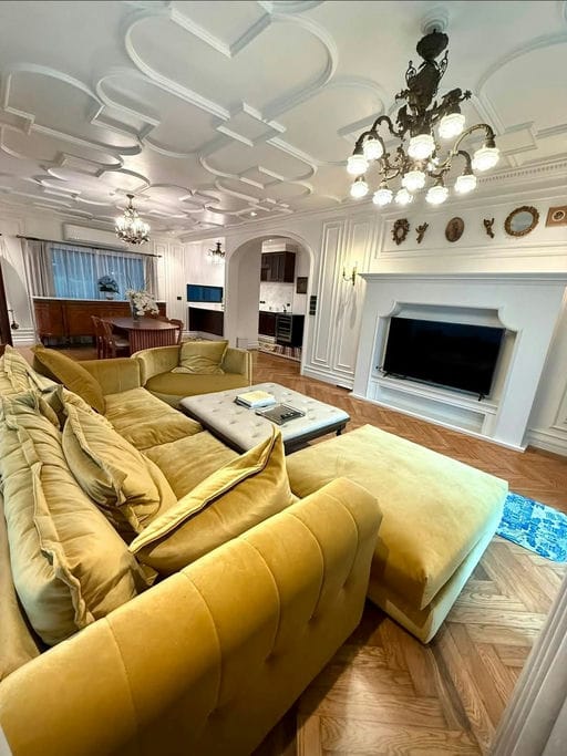 4 Bed · 280 sqm