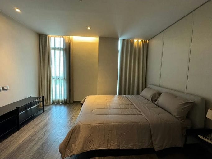 Simplex · Floor 7 · 265 sqm — 8