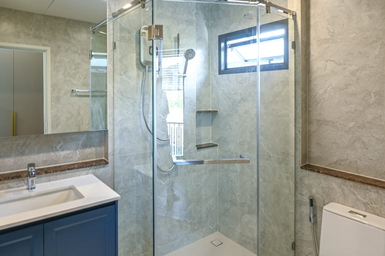 4 Bed · 364 sqm — 21