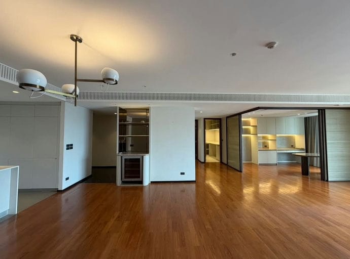 Simplex · Floor 7 · 180.8 sqm — 2
