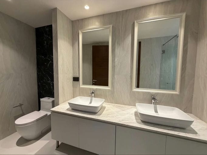 Simplex · Floor 7 · 180.8 sqm — 15