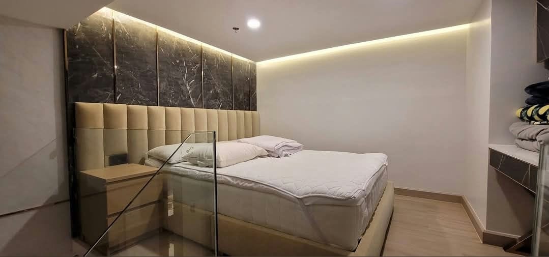 Penthouse · 200 sqm — 4