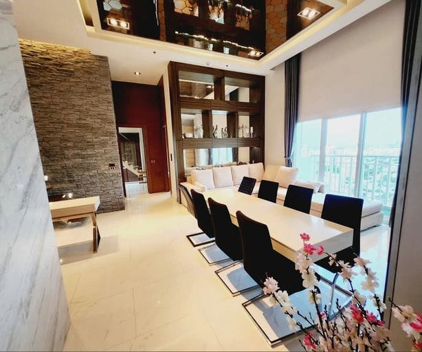 Penthouse · 200 sqm — 8