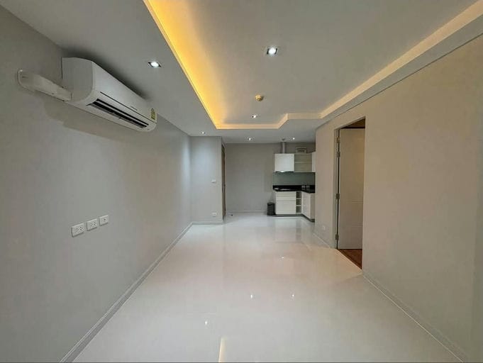 Simplex · Floor 6 · 50 sqm — 10