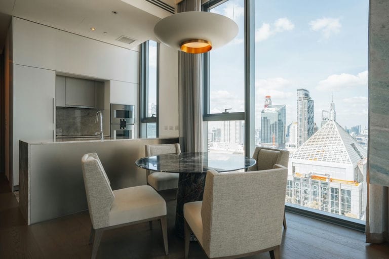 Simplex · Floor 29 · 84 sqm — 2
