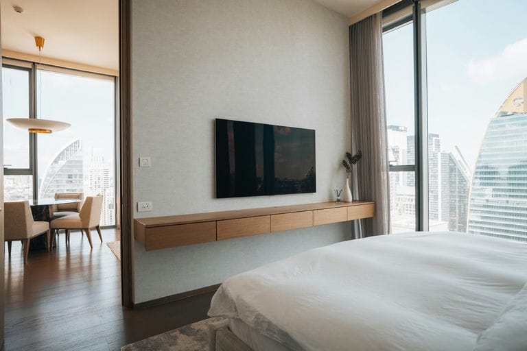Simplex · Floor 29 · 84 sqm — 11