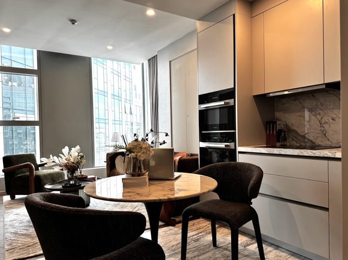Simplex · Floor 25 · 57 sqm — 2