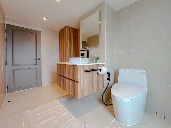 Penthouse · Floor 43-44 · 220 sqm — 22