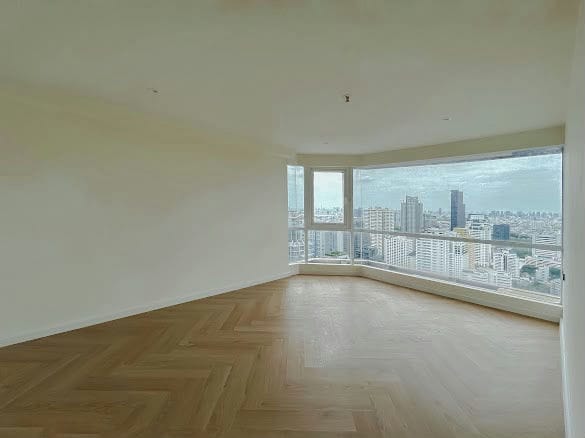 Penthouse · Floor 43-44 · 220 sqm — 16