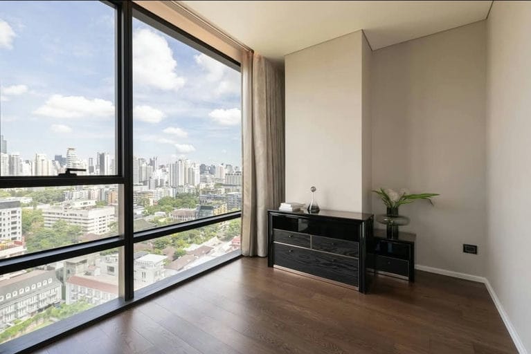 Simplex · Floor 17 · 86 sqm — 6