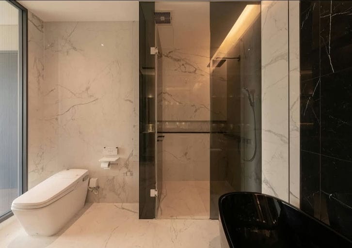 Simplex · Floor 17 · 86 sqm — 23