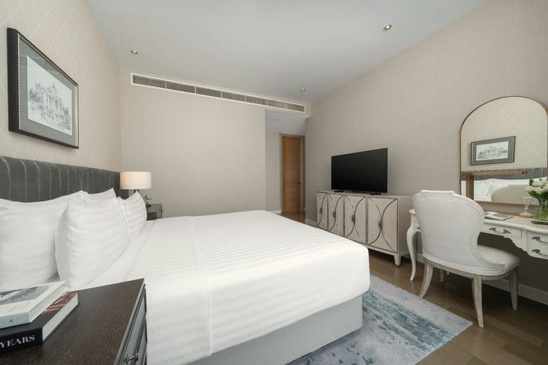 Duplex · Floor 51-52 · 323 sqm — 17