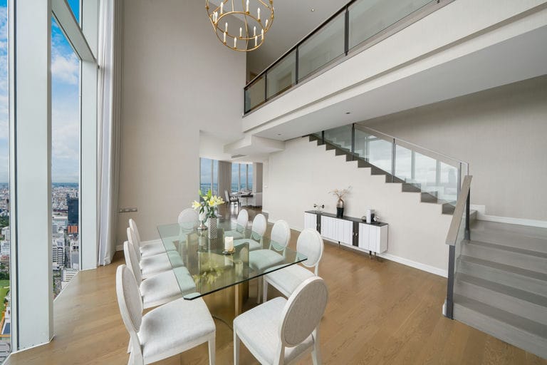 Duplex · Floor 51-52 · 323 sqm — 2