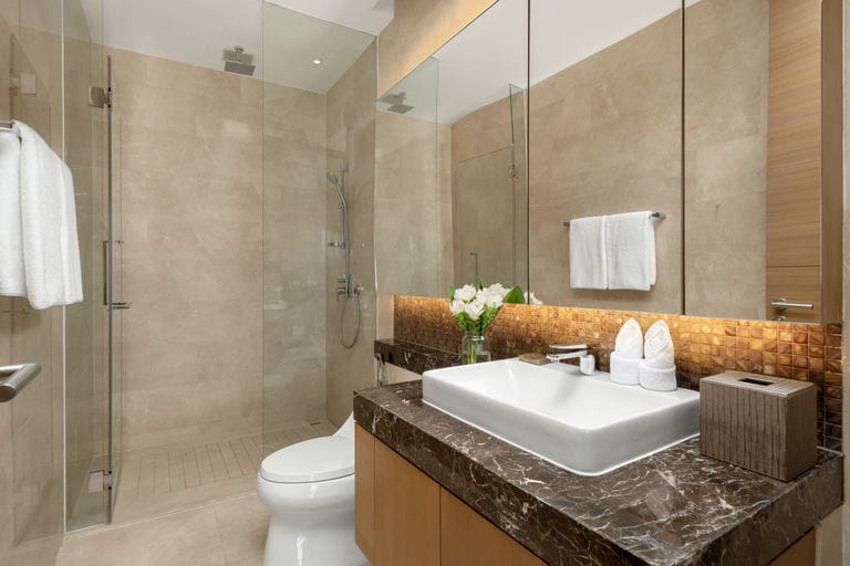 Duplex · Floor 51-52 · 323 sqm — 21
