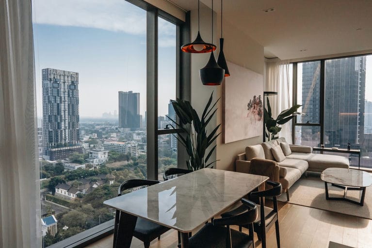 Simplex · Floor 20 · 90 sqm — 8