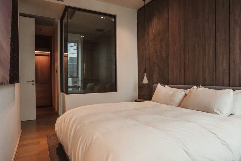 Simplex · Floor 20 · 90 sqm — 15