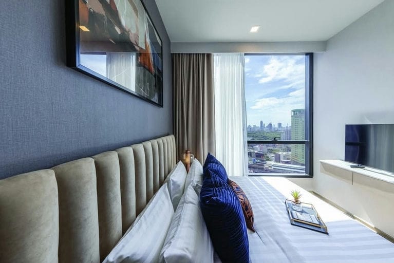 Simplex · Floor 24 · 42 sqm — 10